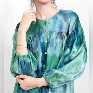 Raquel Allegra Poet Top Elegant Green Tie-Dye Women's in Jade Tie Dye